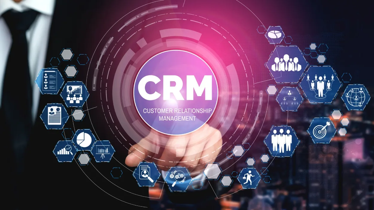 کاربرد CRM برای انواع کسب‌وکار‌ها