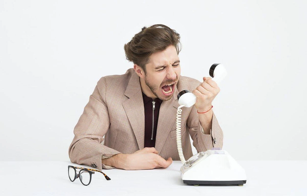 مشتری عصبانی