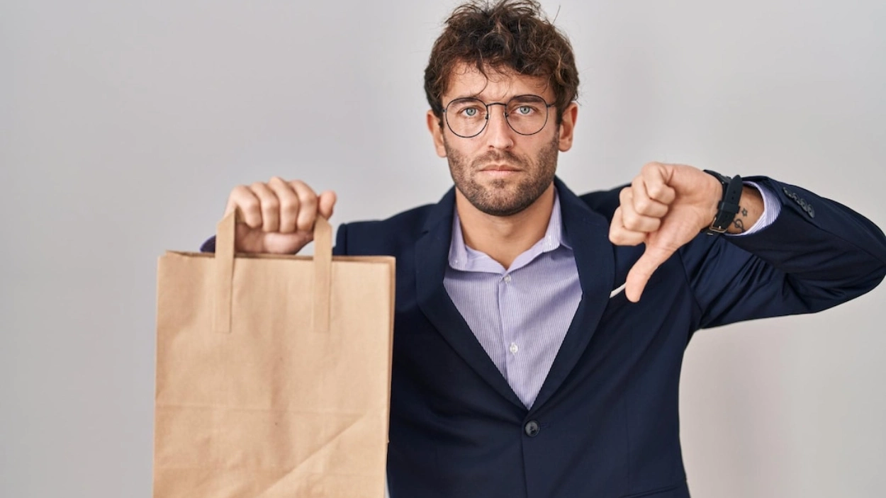 مشتری ناراضی
