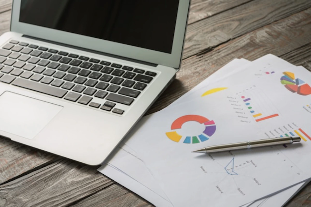 تحقیق در مورد تحلیل مشتری