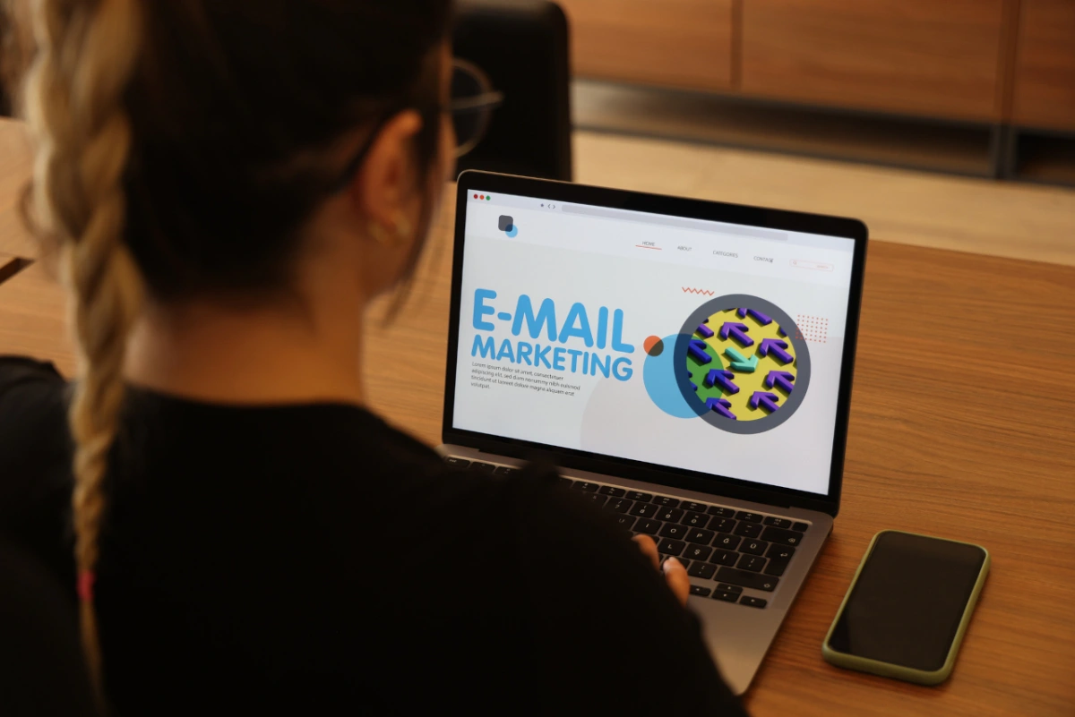 نرم افزارهای مارکتینگ